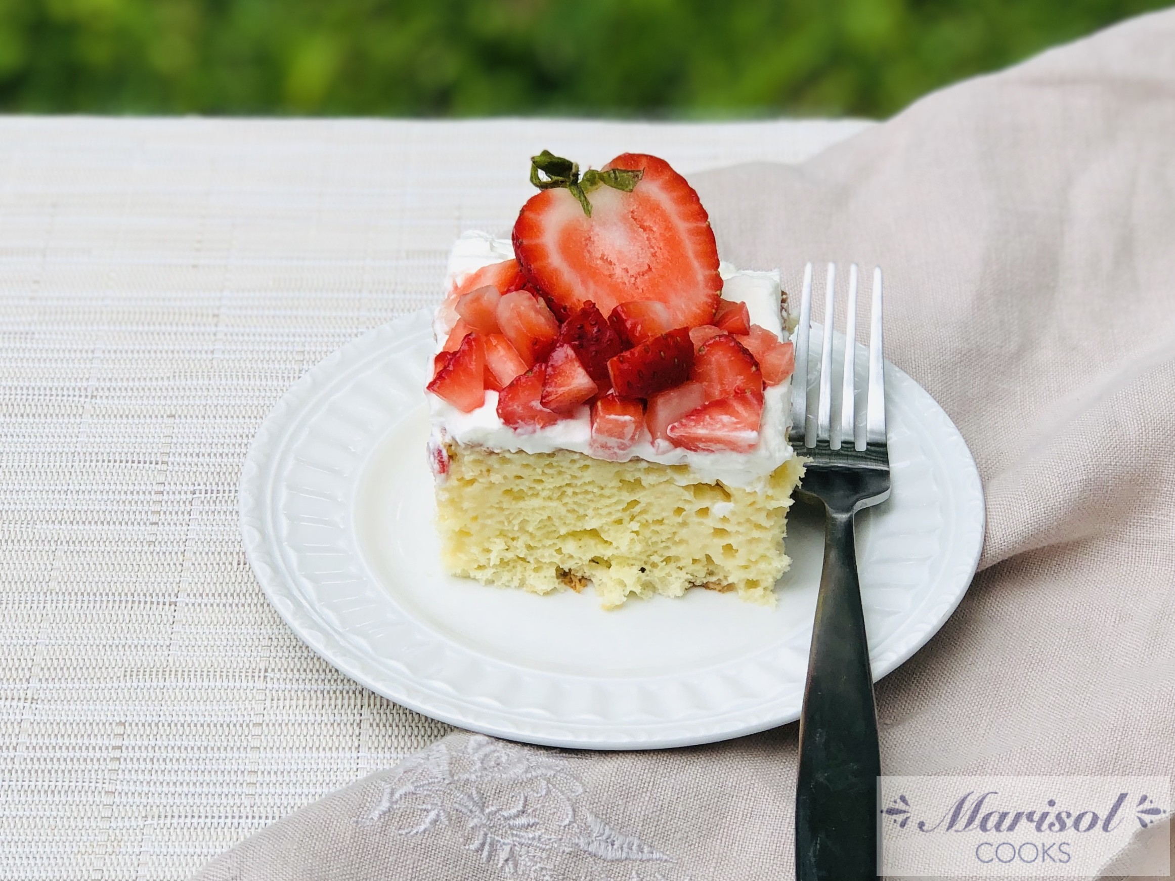 Pastel de Tres Leches/Tres Leches Cake