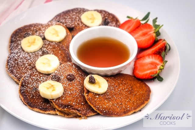 Oatmeal and Banana pancakes with Chocolate Chips