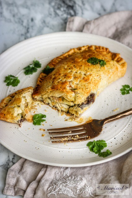 Green Chicken Empanadas