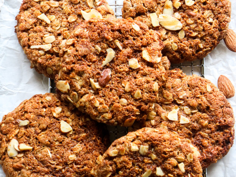 Soft Oatmeal Almond Cookies