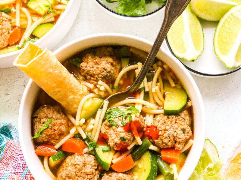 Albondigas con Fideo (Fideo and Meatball soup)